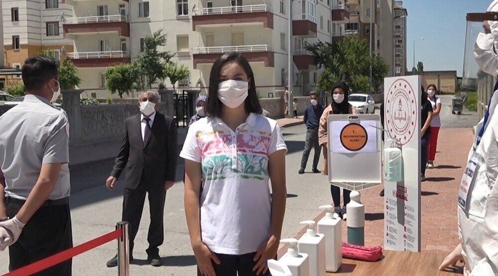 Öğrenciler LGS’ye böyle girecek
