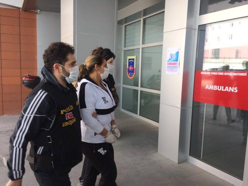 Sevgilisini öldüren kadın 'Namusumla oynadı' dedi