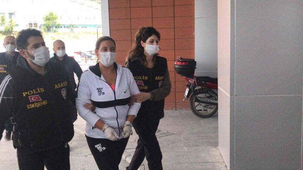Sevgilisini öldüren kadın 'Namusumla oynadı' dedi