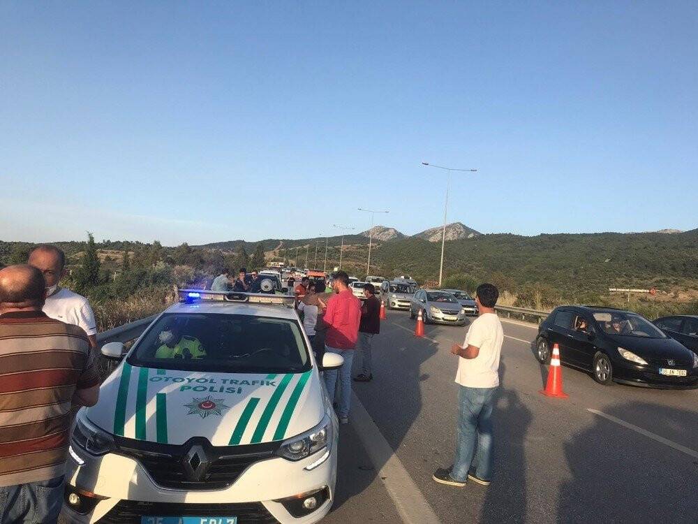 İzmir’de zincirleme kaza