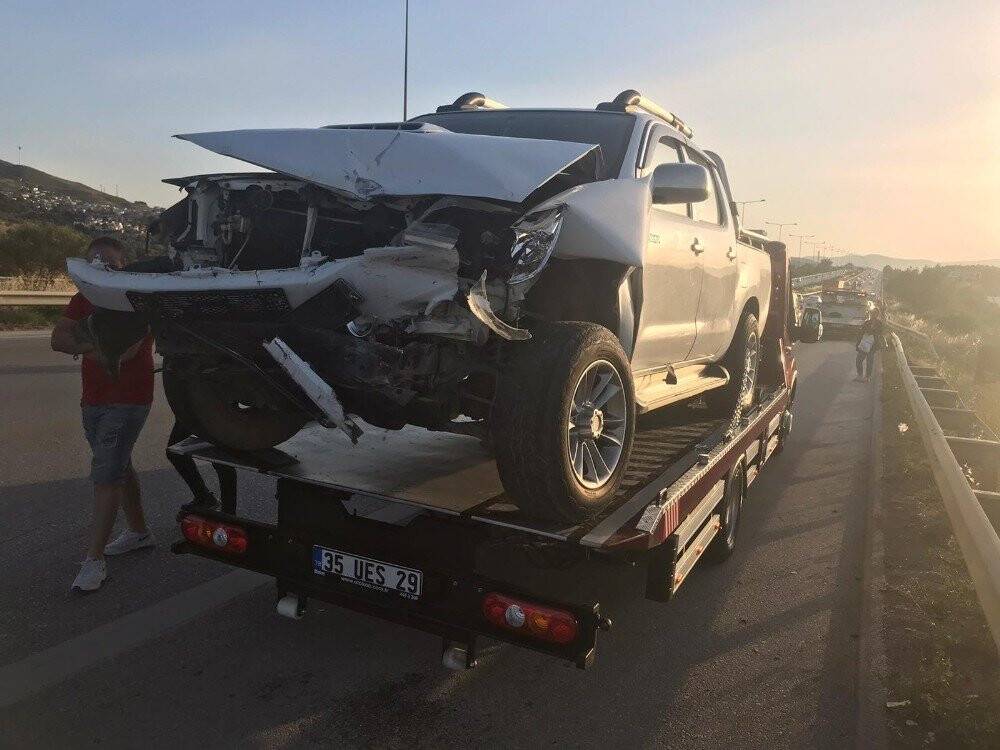 İzmir’de zincirleme kaza
