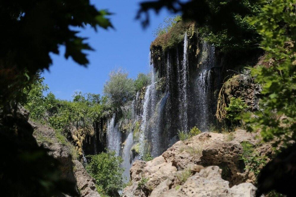 Yerköprü Şelalesi ziyaretçilerini bekliyor