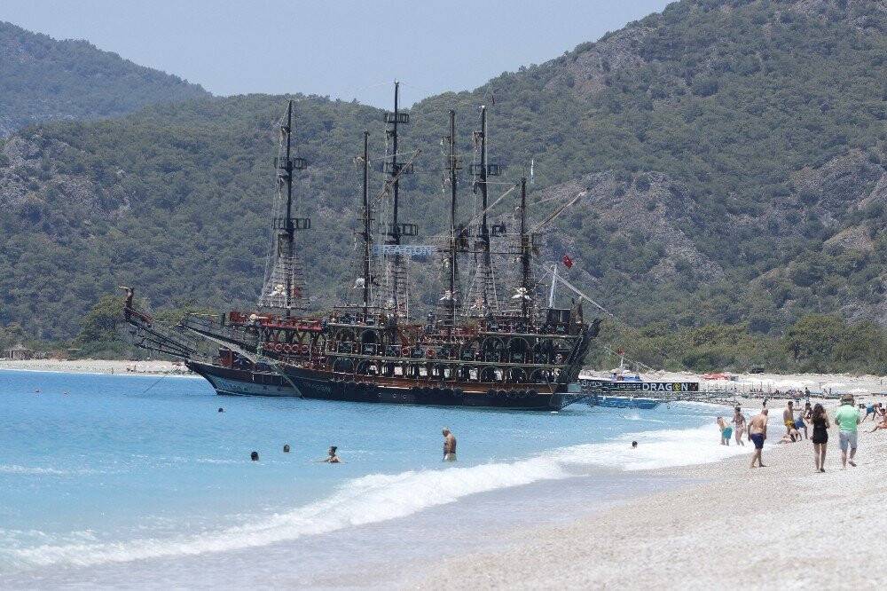 Plajlarda sosyal mesafe kuralı