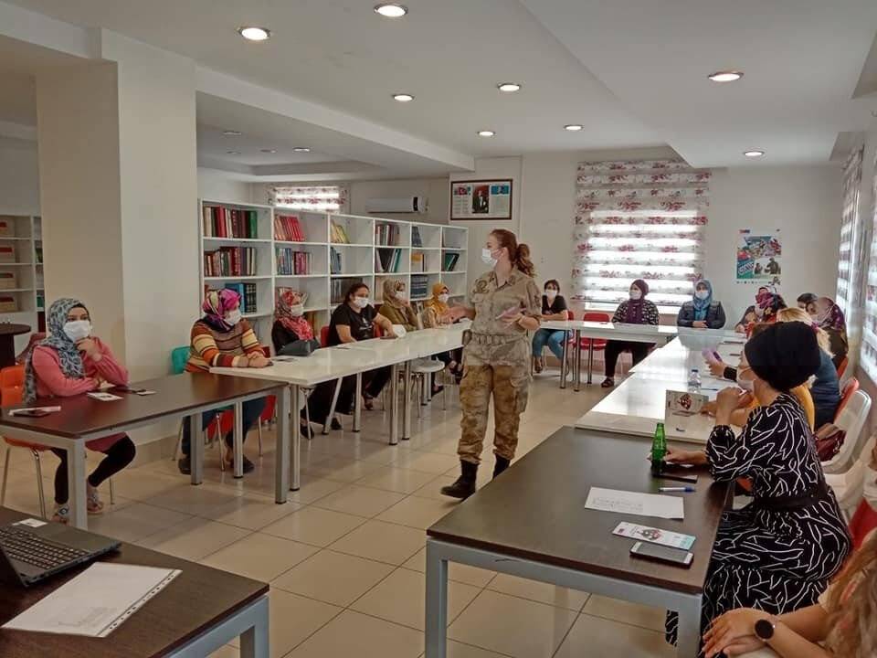 Aile içi şiddet ile mücadele eğitimi