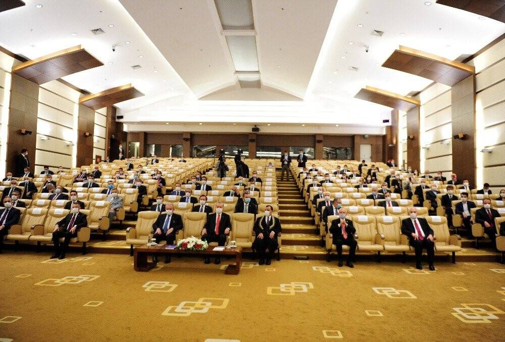 AYM Başkanı Arslan: 'Irkçılık salgından daha tehlikeli'