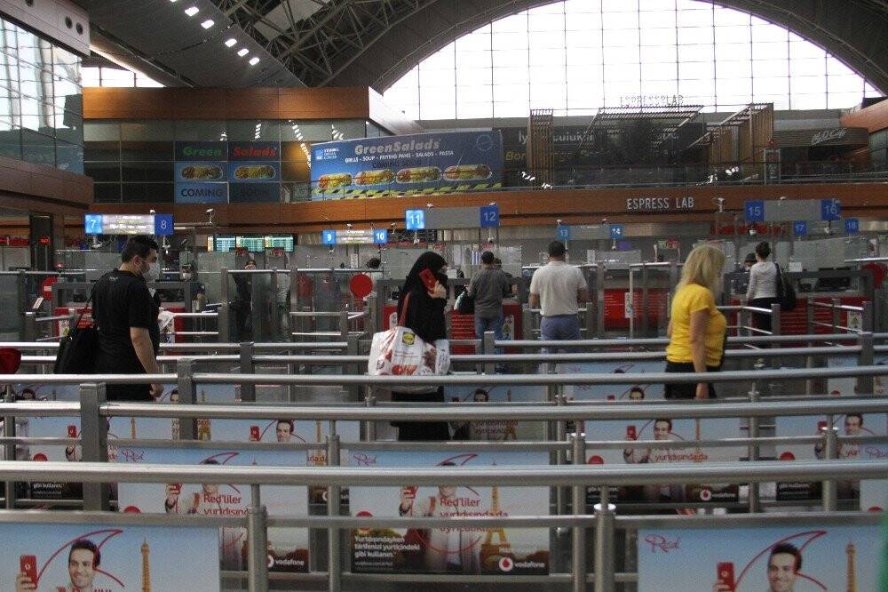 Sabiha Gökçen'de uçuşlar başladı