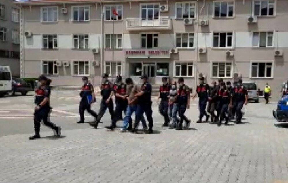 Konya’da 40 küçükbaş hayvanı çalan 7 şüpheli suçüstü yakalandı