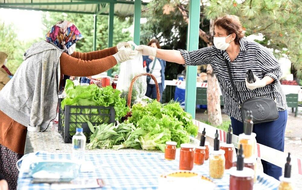 Kadın üreticilerin emeği ilgi görüyor