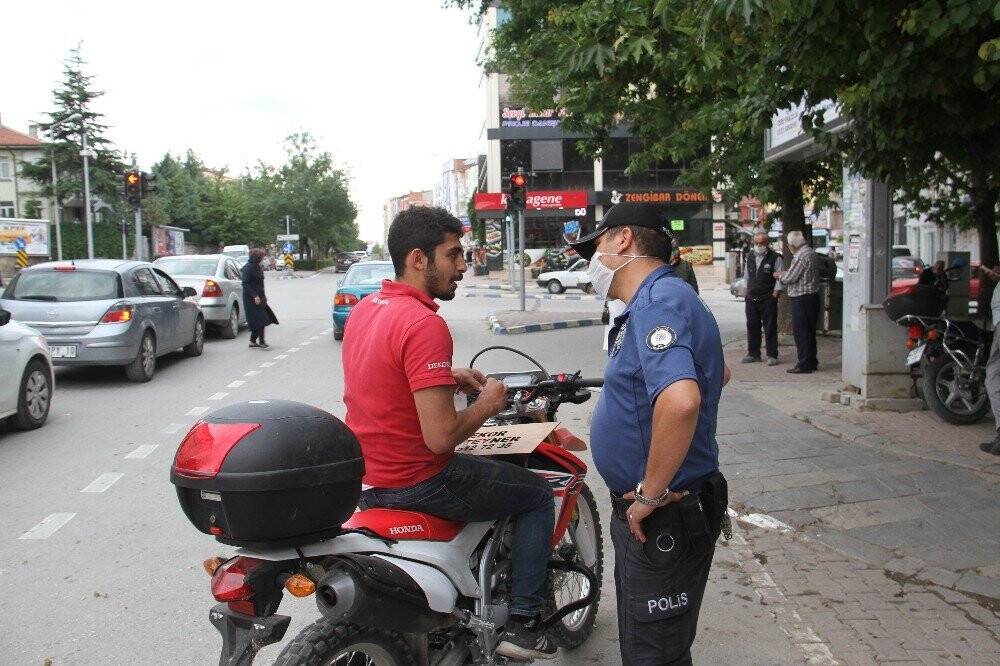 Konya'da maske takmayanlara Ceza!