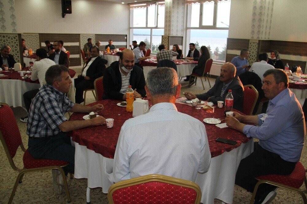 Konya'nın vaka görülmeyen ilçesinde vefa ve sosyal destek grubu yemekte buluştu