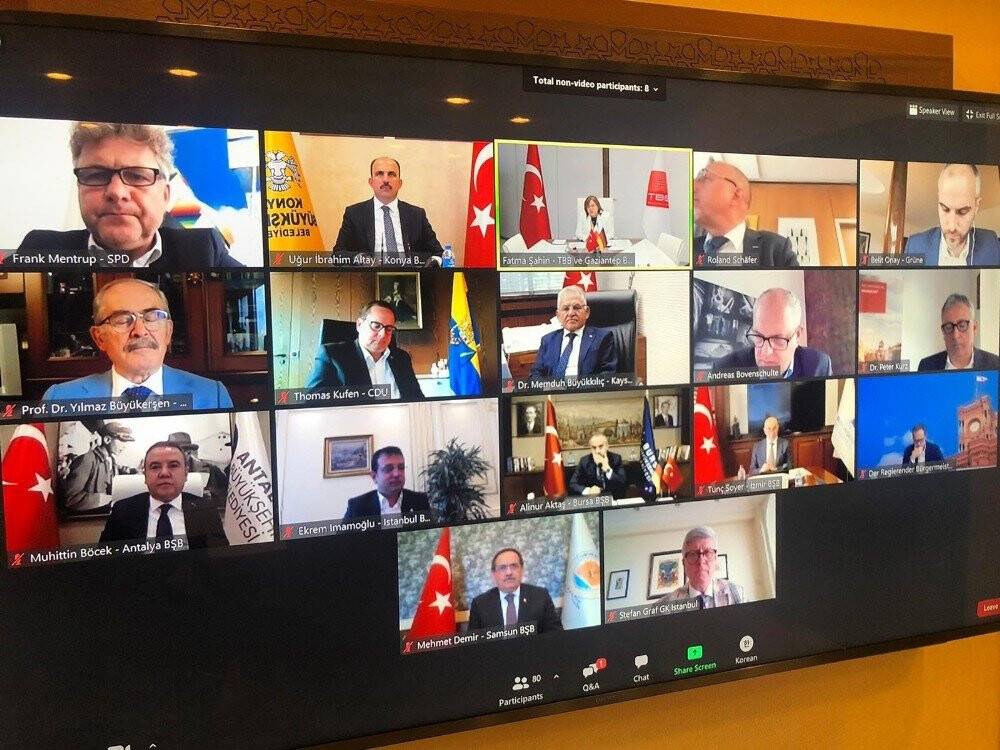 Başkan Altay: 'Konya olarak uluslararası yerel diplomasiyi önemsiyoruz'