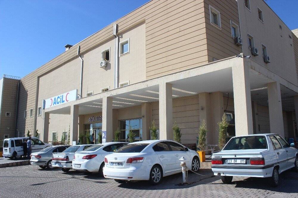 Cinnet geçiren şahıs eşiyle kayınpederini öldürdü