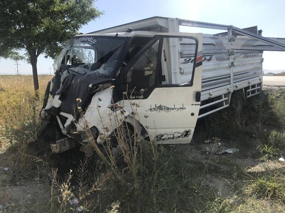 Konya'da Feci Kaza:  2 Ölü