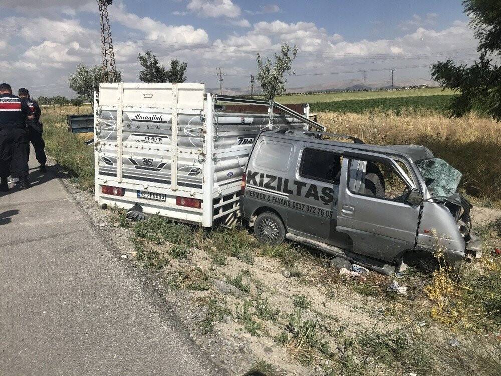 Konya'da Feci Kaza:  2 Ölü