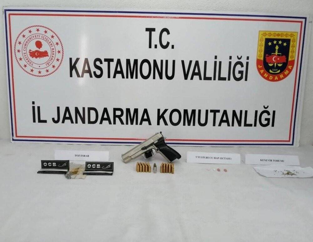 Kaçakçılık ve uyuşturucu operasyonu
