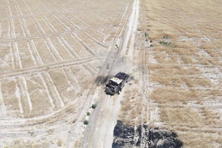 Barış Pınarı bölgesinde bombalı araç vurularak durduruldu