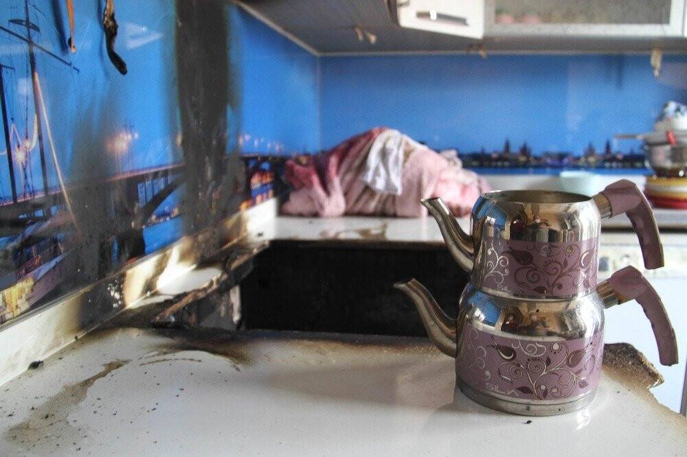 Konya’da evde çıkan yangın paniğe neden oldu