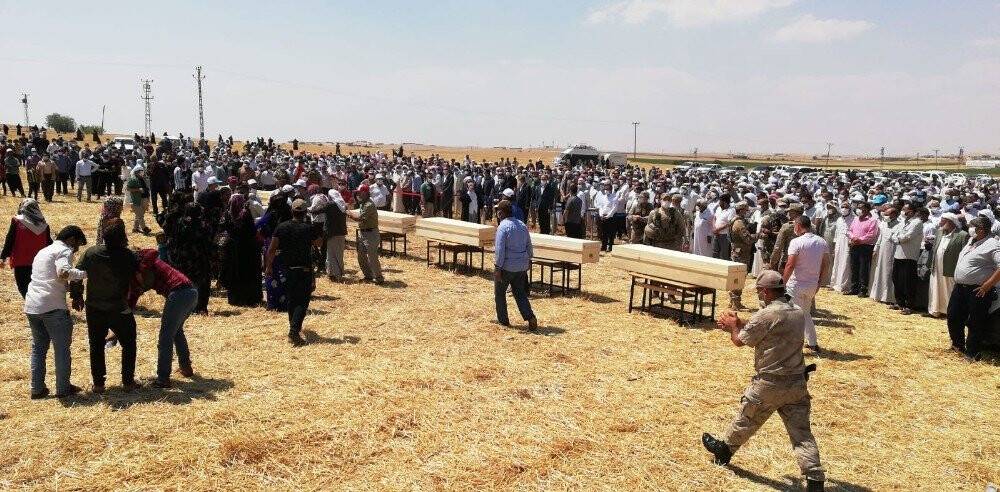 Konya’daki kazada ölen 7 kişi Şanlıurfa’da defnedildi