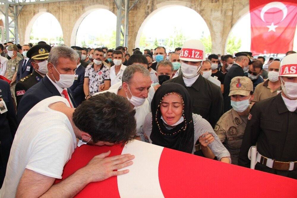 Pençe-Kaplan Operasyonunun şehidi toprağa verildi