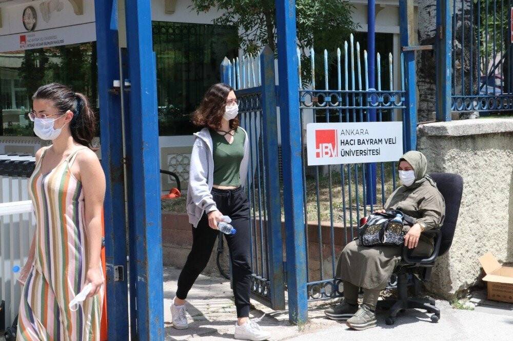 YKS’nin ikinci oturumu AYT sona erdi
