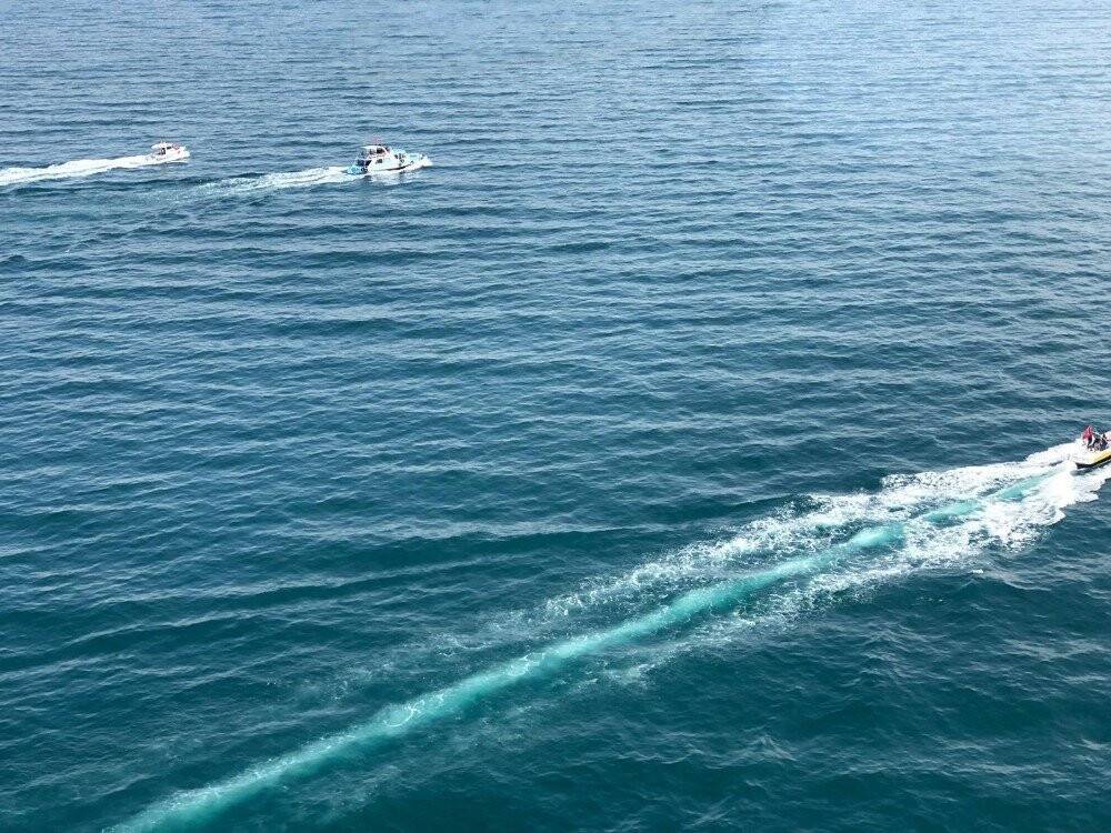 Göçmenleri taşıyan batık tekneyi arama çalışmaları devam ediyor