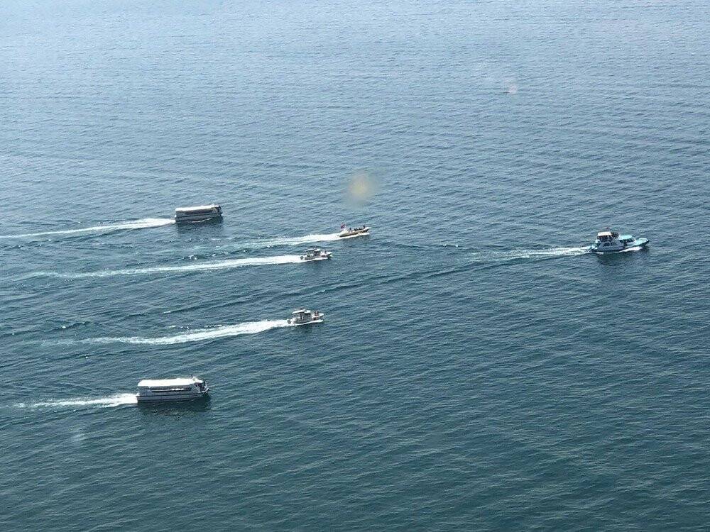 Göçmenleri taşıyan batık tekneyi arama çalışmaları devam ediyor