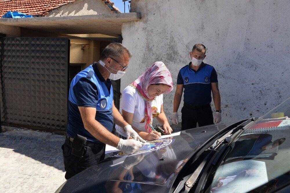 Dedektif gibi araştırma yapıp cüzdanı sahibine teslim ettiler