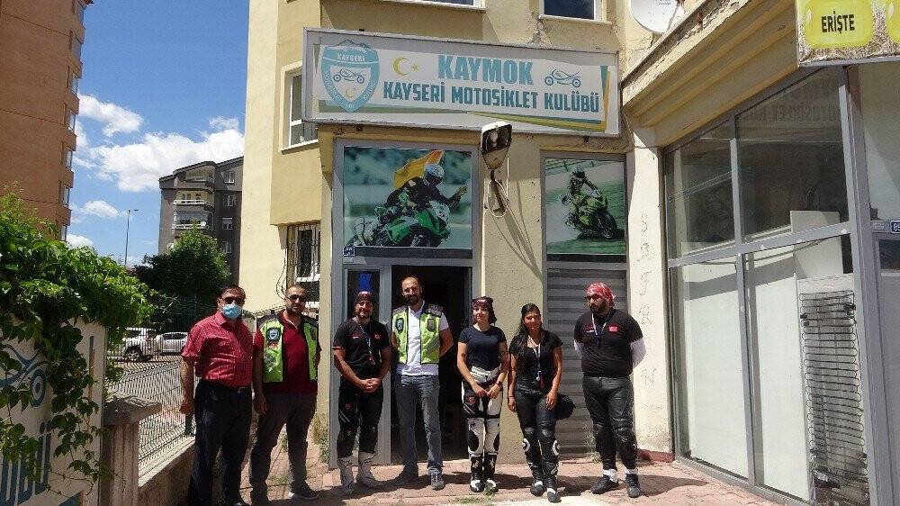 Hollanda’dan geldiler Türkiye turu yaptılar