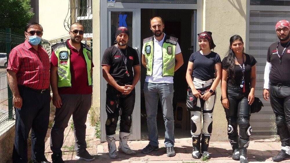 Hollanda’dan geldiler Türkiye turu yaptılar
