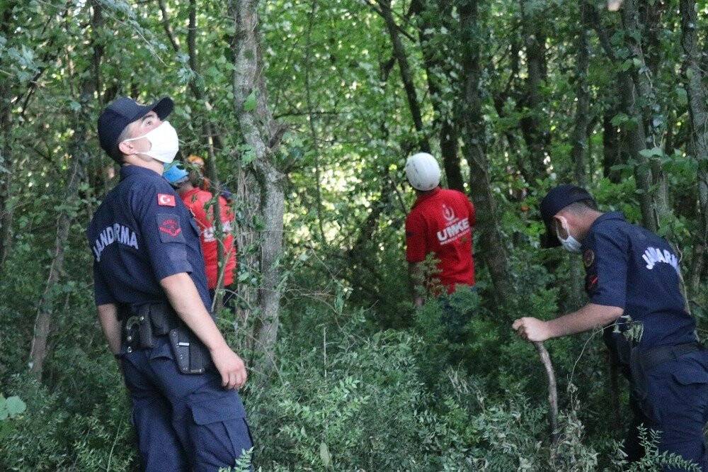 AFAD halkayı genişleterek detaylı arazi aramasına başladı