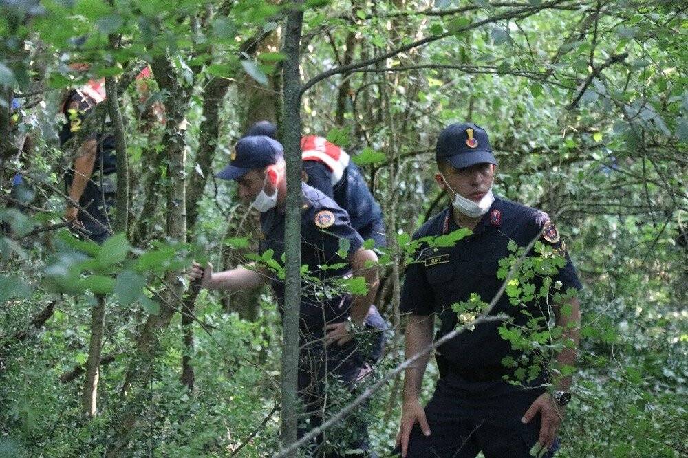 AFAD halkayı genişleterek detaylı arazi aramasına başladı