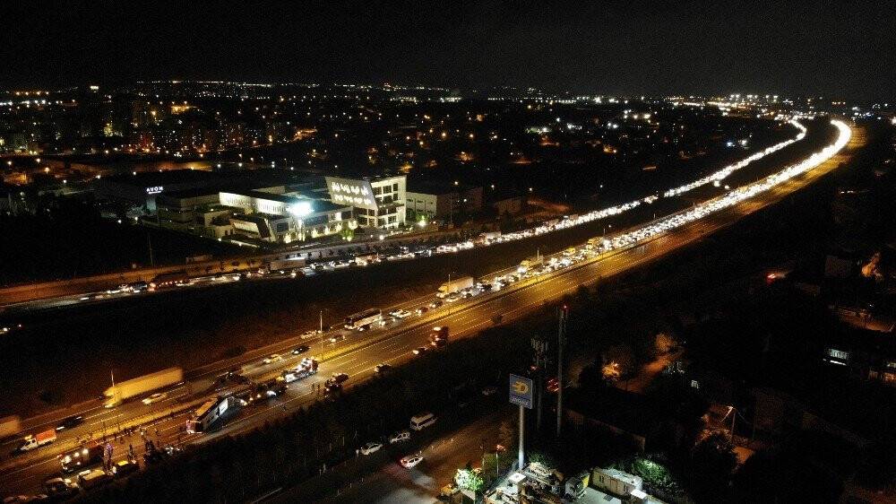 Yolcu otobüsü devrildi: 1 ölü, 14 yaralı