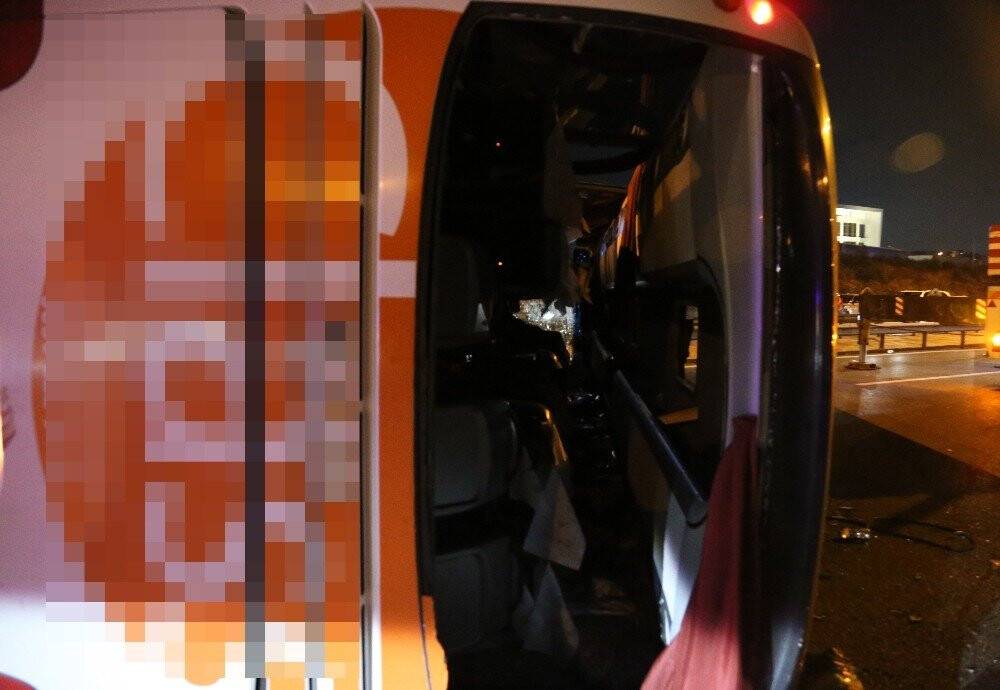 Yolcu otobüsü devrildi: 1 ölü, 14 yaralı