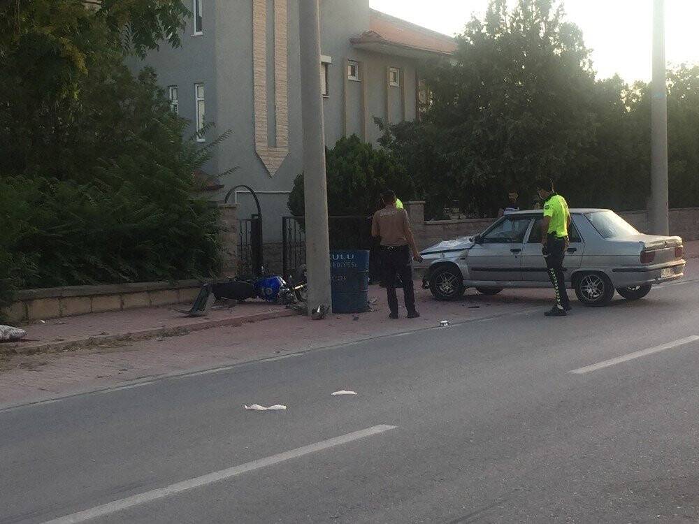 Otomobil ile motosiklet çarpıştı: 1 ölü