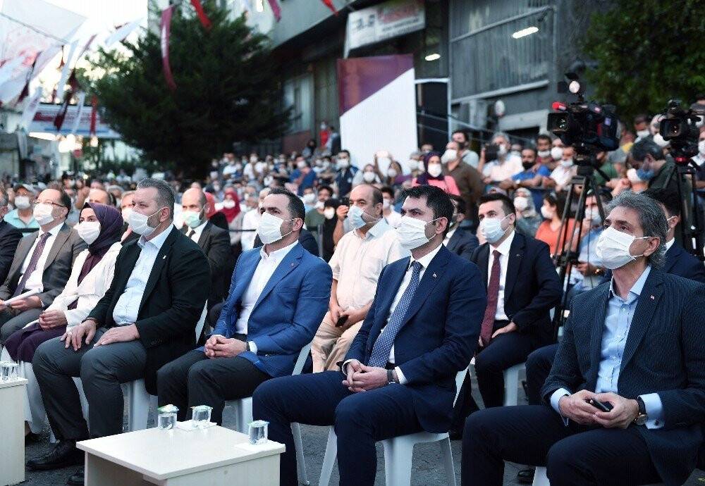 Bakan Kurum: “Türkiye’de 1,5 milyon acil dönüştürülmesi gereken konut var”
