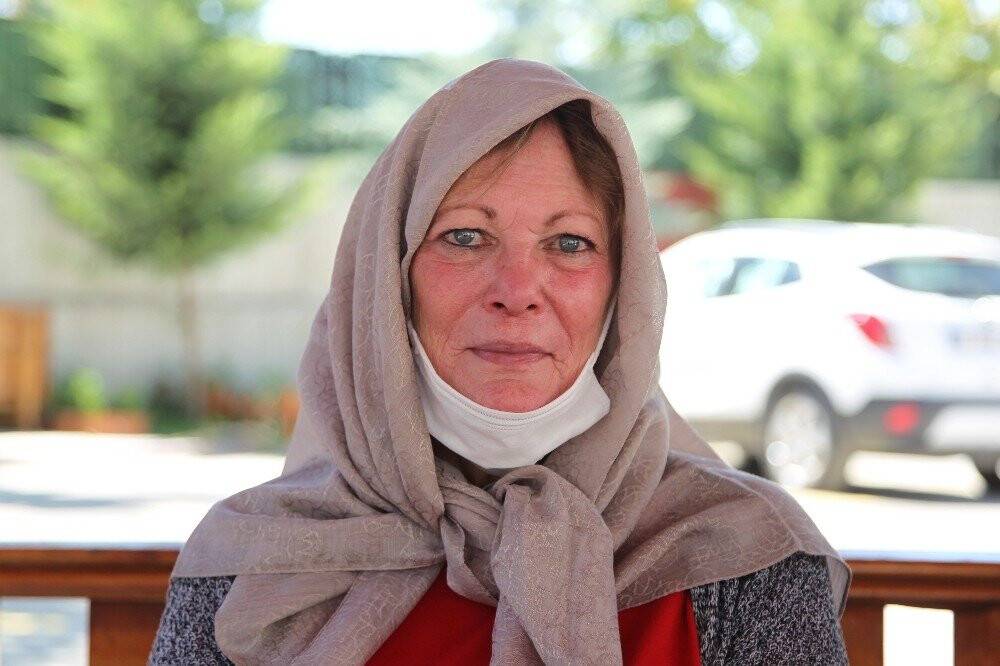 Kudüs'te Müslüman olan Amerikalı hemşire Konya'da yaşıyor