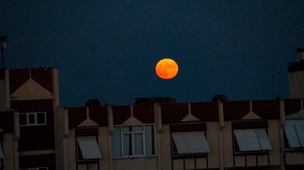 Dolunay manzarası mest etti