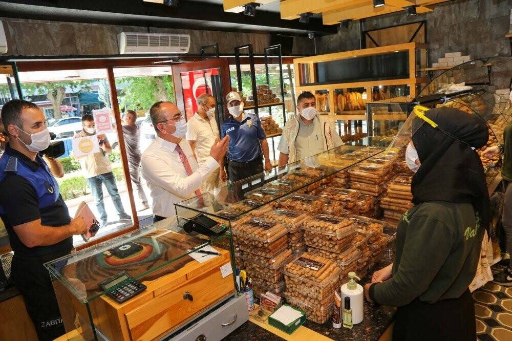 Konya'nın Meram ilçesinde korona virüs denetimleri