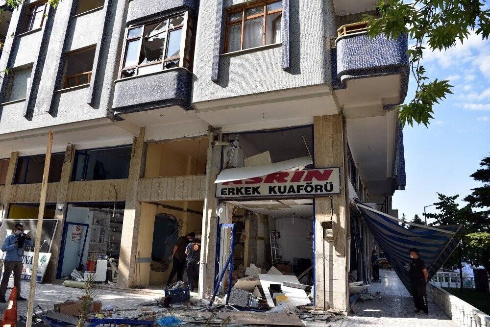 Başkan Pekyatırmacı patlama alanını inceledi