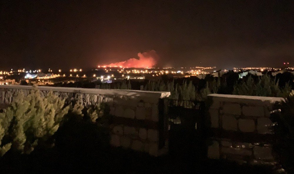 Çeşme’de yangın paniği