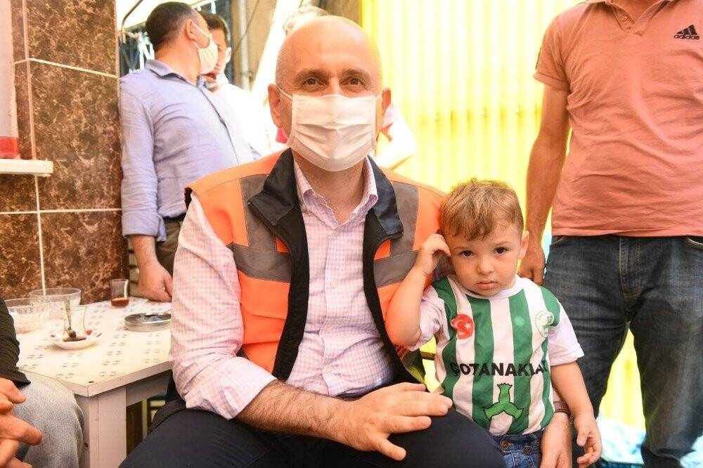 Ulaştırma ve Altyapı Bakanı Karaismailoğlu sel bölgesinde