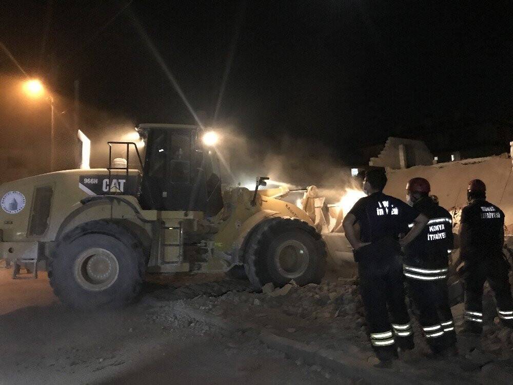 Konya’da boş müstakil ev çöktü