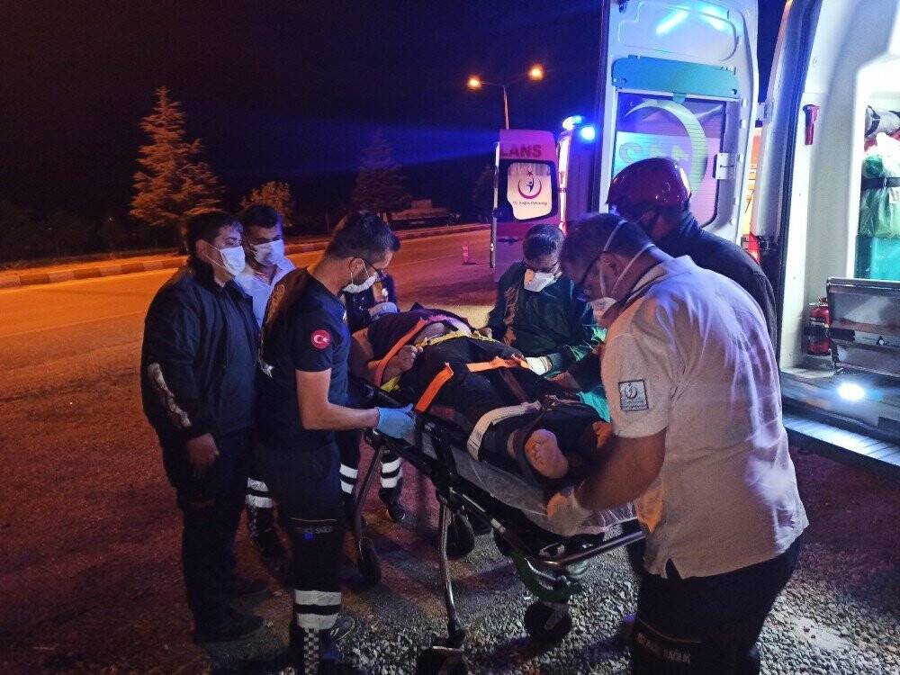 Konya’da otomobil şarampole yuvarlandı: 2 yaralı