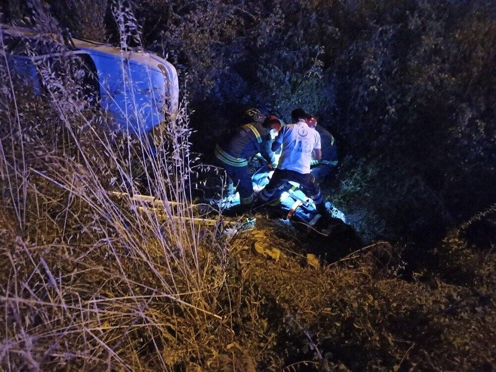Konya’da otomobil şarampole yuvarlandı: 2 yaralı