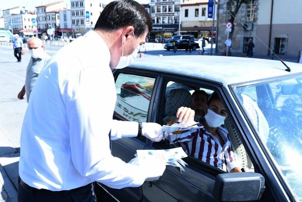 Başkan Kılca'dan maskeli bilgilendirme