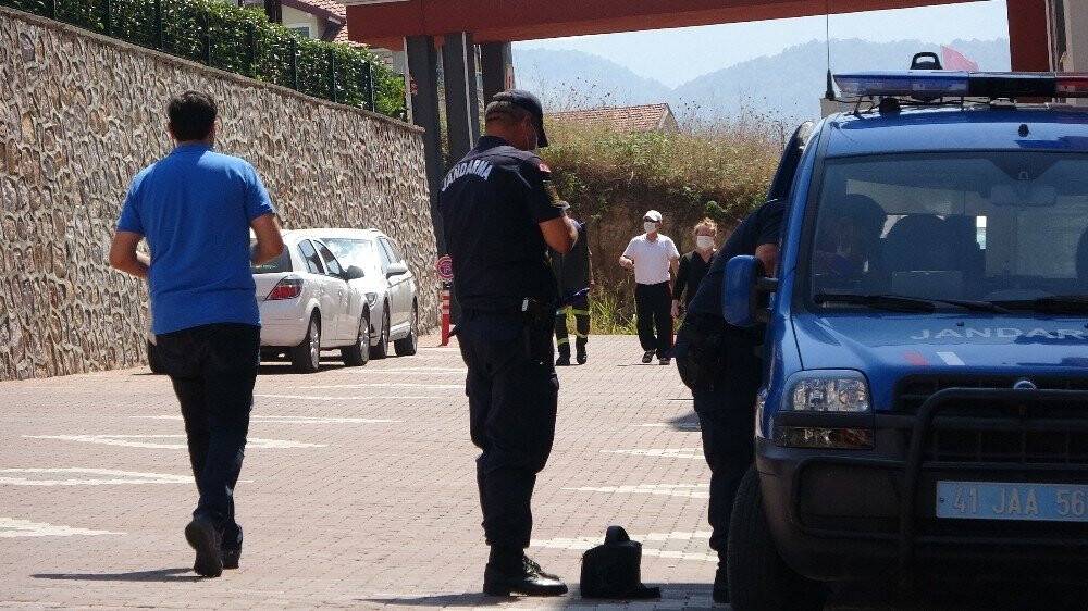 Cezaevinden ev hapsine çıkmıştı silahlı saldırıya uğradı