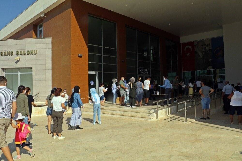 Genç kızın KPSS gözyaşları
