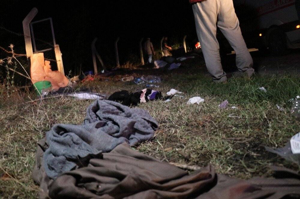 Tarım işçilerini taşıyan traktör devrildi: 21 yaralı