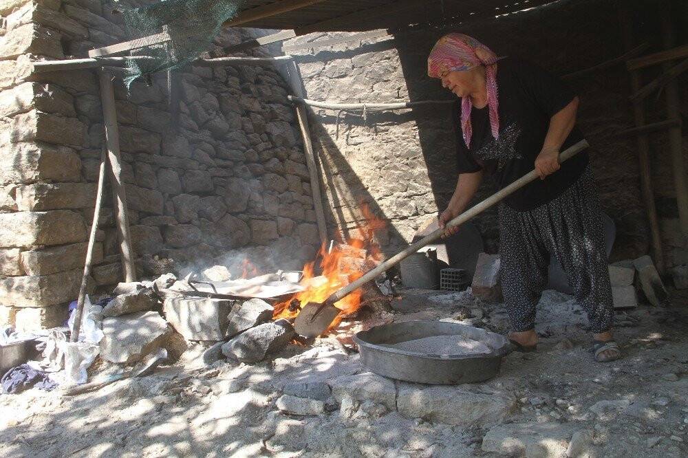Nohudun meşe ateşinde başlayan yolculuğu