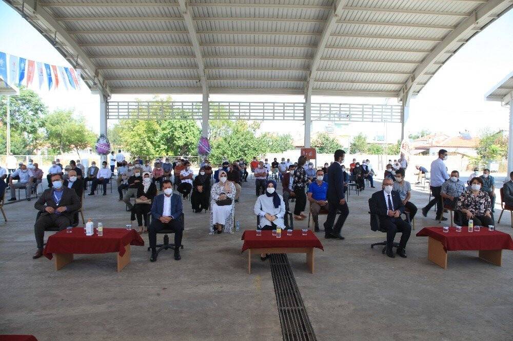 AK Parti ilçe kongreleri devam ediyor